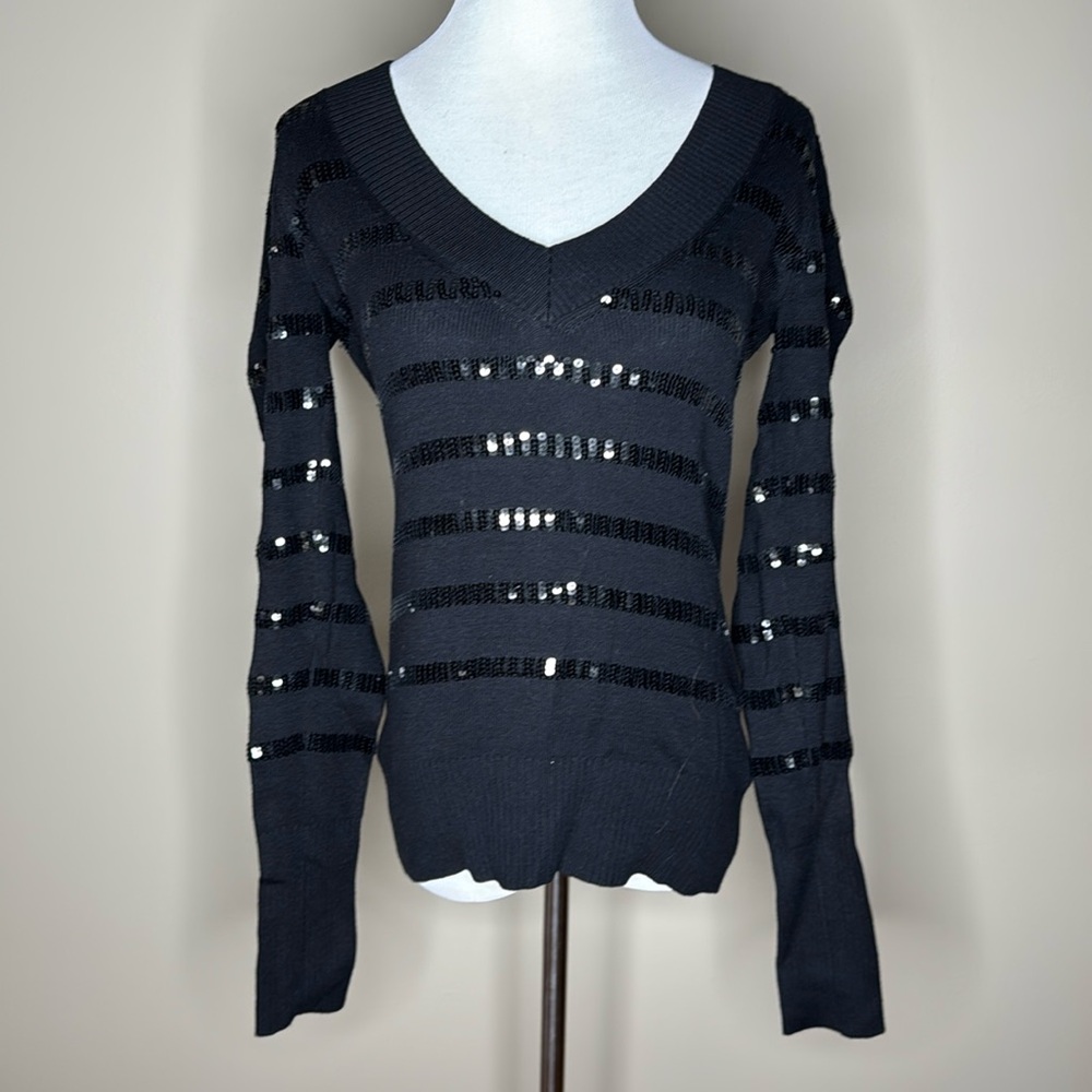 Express womens v-neck sweater cable knit black with sequins size M.